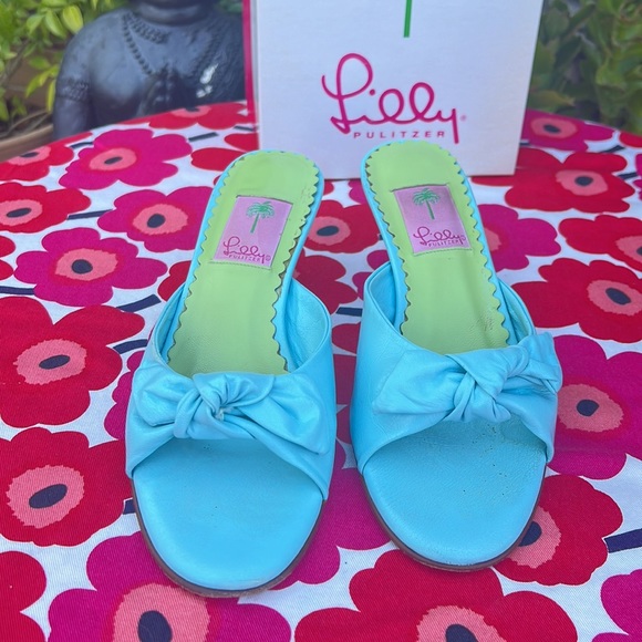 Lilly Pulitzer Baby Blue Nappa Kitten Heel Sandals Made in Italy - Picture 1 of 16